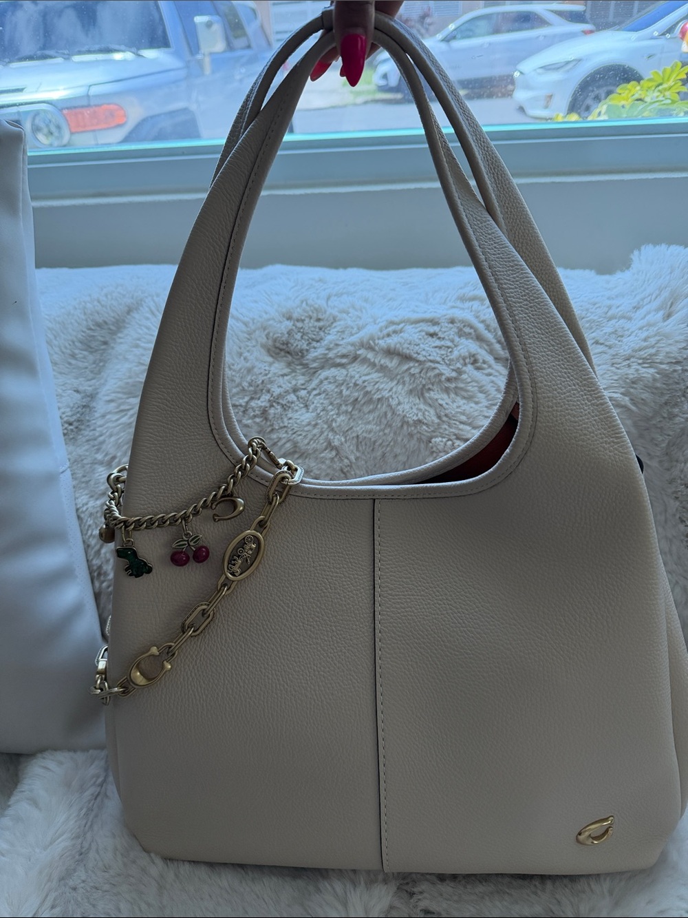 Coach Lana 39 Brass/ Ivory Like and New